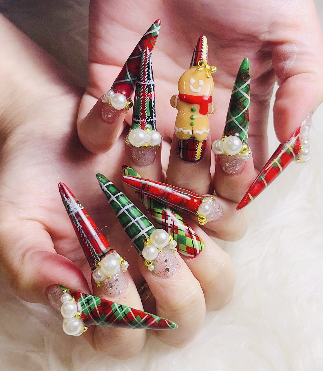 ネイルパーツ　クリスマス　オーダー　再開 ネコポス送料無料】ネイルパーツ ジルコニア製 マルチクリスマスツリー