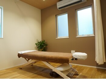 サニー鍼灸院 整骨院(Sunny)の写真/【Sunny式 整体×骨盤矯正】一時じゃない、不調の”根本”から改善◎お悩みの原因にしっかりアプローチ☆