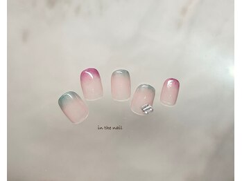 イン ザ ネイル(in the nail)/チークグラデーションネイル