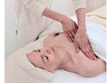 ポーラ ザ ビューティ イオンモールナゴヤドーム前店(POLA THE BEAUTY)/６．デコルテケア