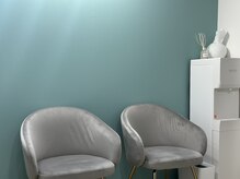 ゆったりとした待合席