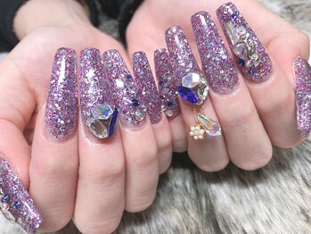 リッチネイル(Rich Nail)/キラキラデザイン