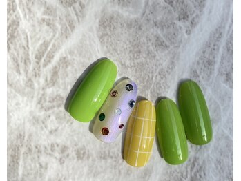 エイム(aim)/4月の定額デザイン