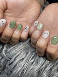 ピスタチオグリーン