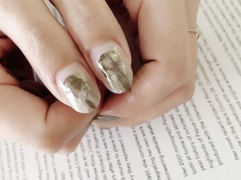 ブランネイル(blanc nail)/奥行nuance*