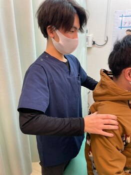 くまのみ整体院 天沼院/まずは身体歪みを検査します！