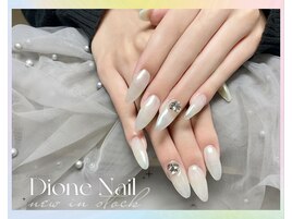 パール艶の色味+上品パーツ