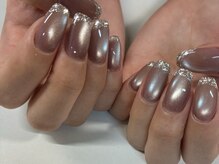 シピ ネイル(Chipi Nail)/ぷるマグ×キラキラフレンチ