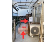 ラ ソワ(la soie)/階段を上がる