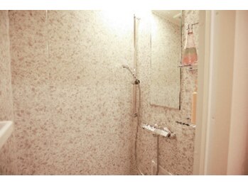 ヴィクトワール(Victoire)/シャワー・メイクルーム完備です