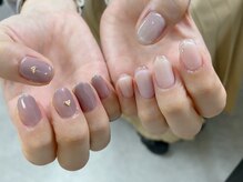 エメ(eme)/《 design nail》アシンメトリー