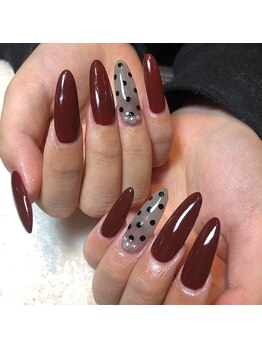 ジェイノヴァール(Jnovart)/