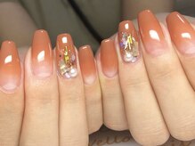 艶とフォルムにこだわったシンプルネイルならVelloniCa Nailへ♪