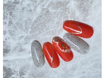 エイム(aim)/8月の定額デザイン