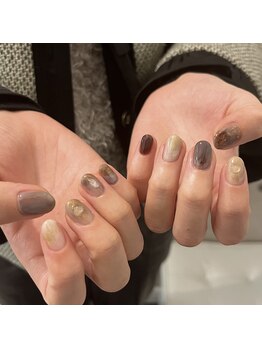 ペル(Per)/水色とブラウンメインで