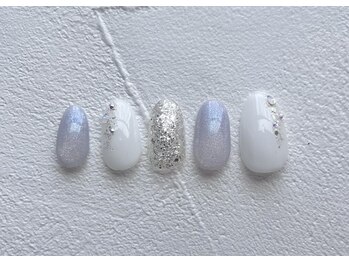 ネイルサロン クリスタルリーフ(Nailsalon Crystal Leaf)の写真/お手頃価格でネイルデビューを応援！【ワンカラー/カラグラ/ラメグラ+アート2本¥4580】丁寧ケアでモチ抜群*