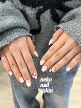 ネコ(Neko)/バレンタイ　乳白色　ハート