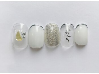 リリー ネイル(Lily nail)/