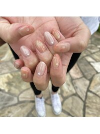 みずみずしい桃ネイル