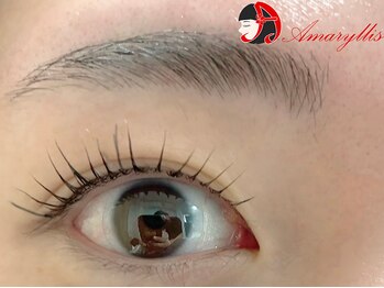 アマリリス なんば本店(Amaryllis)の写真/リーズナブル価格◎まつ毛パーマ￥3,700～/眉毛ワックス￥3,000～次回予約割500円
