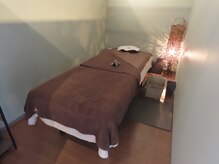 コリとるケアプラス 西川田店(コリとるCARE+)の雰囲気（個室での施術☆着替えも無料で御用意しております。）
