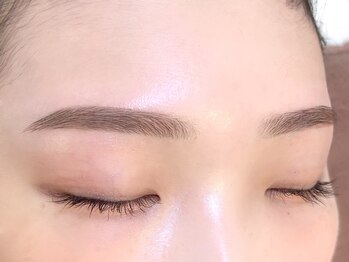 シャイナ(Shaina)の写真/【理想の美眉に◇】ハリウッドブロウリフト導入店！メンズ大歓迎◎眉メイクやお手入れのお悩みを解決！