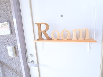 ルーム(ROOM)/201号です