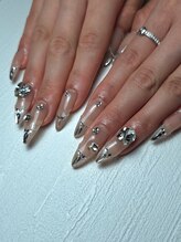 ウルステラ(ulstella)/キラキラMAXビジューネイル