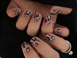 秋ネイル/冬ネイル/ヒョウ柄