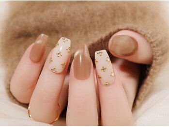 エムスラッシュ ソル センター南(M.SLASH SOL)/マグネット×ビジューネイル