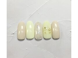 パステルイエローフラワー