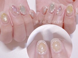 ビジューネイル