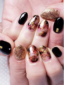 ハンドデザインB　¥5600 新規