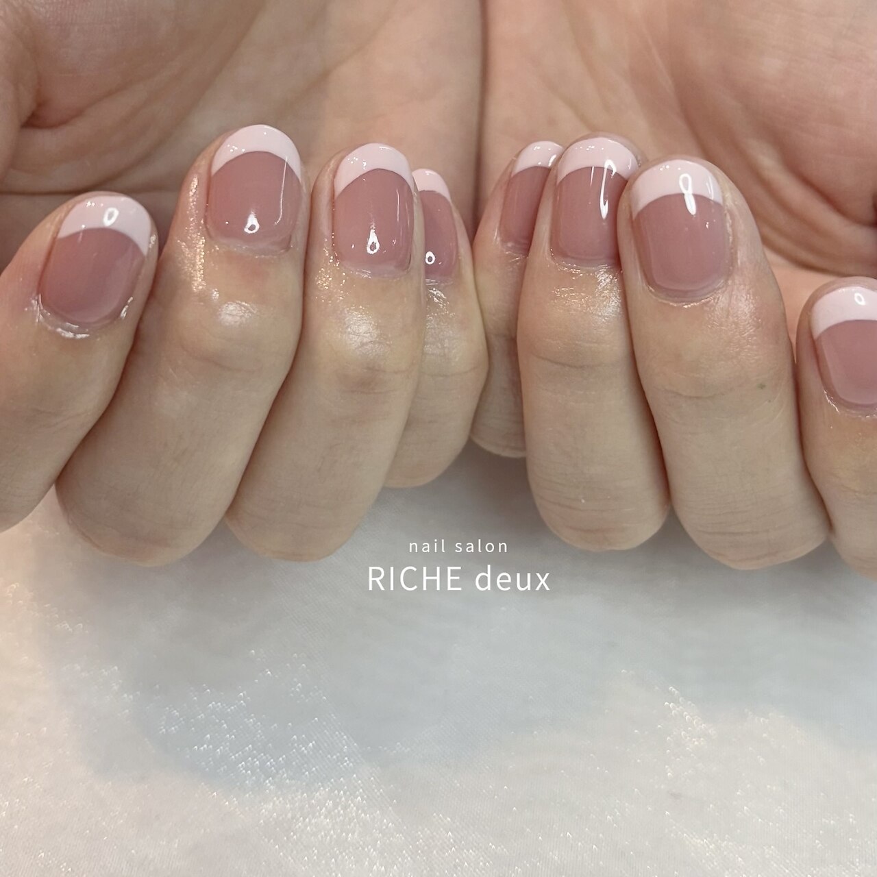 23))フレンチガーリー ピンクネイル ミラーオーロラ ネイルチップ