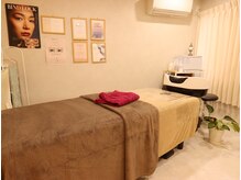 クオレ(Cuore)の雰囲気(工藤コーポ、階段上がって2階に店舗があります)