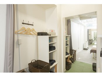 ムーヴ 巣鴨店(m.o.v.e)/内観写真(4)更衣室