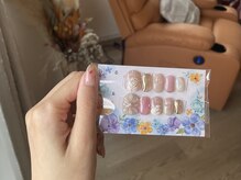 エンユ(enyu)の雰囲気（成人式や結婚式。推し活などにオススメなオーダーチップ。）