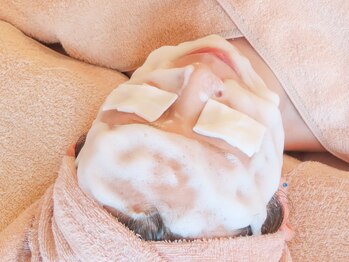 エステティックサロン やまとなでしこ/洗顔+炭酸パック