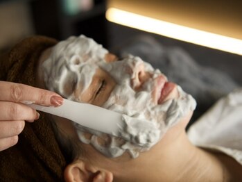 ツキヨミ 天文館(TUKIYOMI)の写真/【ふわもこ高濃度炭酸フェイスケア¥2,200】化粧ノリ&透明感UP☆お得なヘッドスパとセットクーポンあり◎