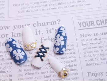 ネイルズ モダ(NAIL'S MODA)/リーフ柄ネイル