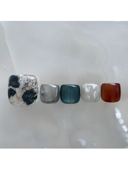 アトリエ プラス リム(atelier +LIM)/秋フットネイル