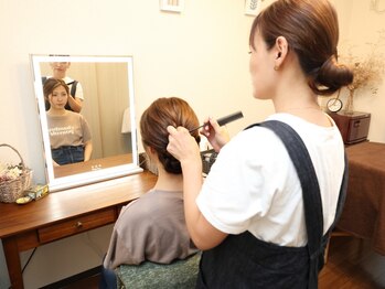 サラ デ ミレ(Sala de milae)/ヘアメイク施術風景♪