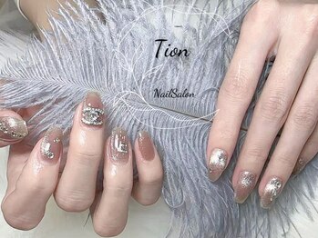 オンブレフレンチ・冬ネイル