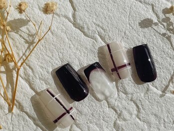 サローネ レジーナ(salone Regina)/チェック/ボルドー/冬ネイル