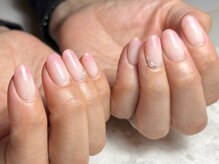 ポノネイル(Pono nail)の雰囲気（シンプルウェディングネイルリクライニングソファでリラックス）