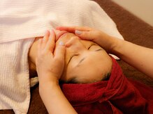 ドゥースモモ(DOUCE momo)/フェイシャルマッサージで小顔に