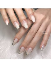 エクラン(ecrin.)/asymmetry.