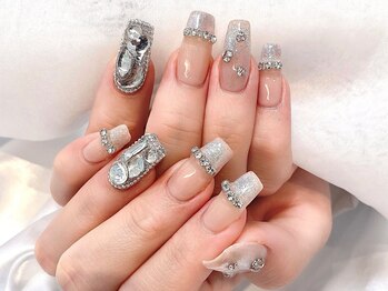 パラジェル/フィルイン/マグネット/ネイル/長さだし/ワンカラー/ワンホン Lis 10 Nailの写真/【銀座駅３分・圧倒的高技術サロン】フォルム&モチに定評★長さ出しですらっと美しい指先へ♪