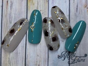 ホームネイルサロン 戸田 ミハ フルーラ(Home Nail Salon Mija Flura)の写真/可愛いネイルで気分UP♪初ジェルネイル大歓迎♪短い薄い割れ欠け爪もOK！自爪をいたわりながらの施術◎