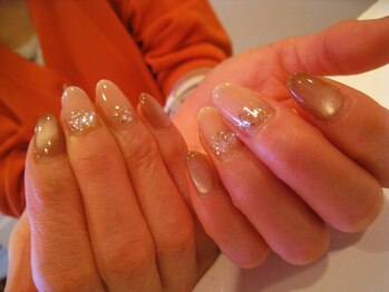 アロアロネイル(aloalo nail)/お気に入りの爪先を♪